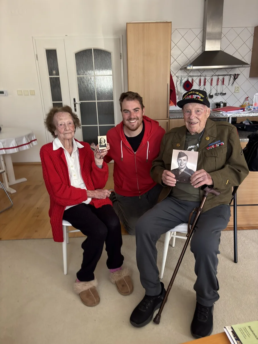 Dita Kraus, Jiri Kluc and Harry Humason during a shared meeting.